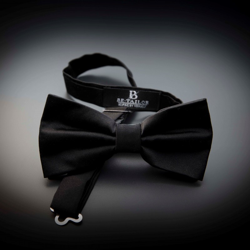 Noeud papillon homme pure soie - couleur unie noir Noeud papillon homme pure soie - couleur unie noir