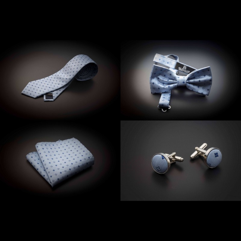 Set cravate, noeud papillon, pochette & boutons de manchettes - bleu clair à motifs bleu foncé