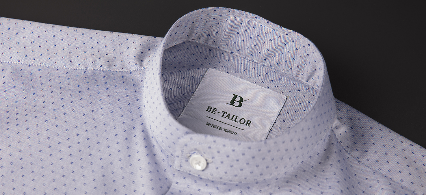 chemise-sur-mesure-bleue-claire-avec-motifs.jpg